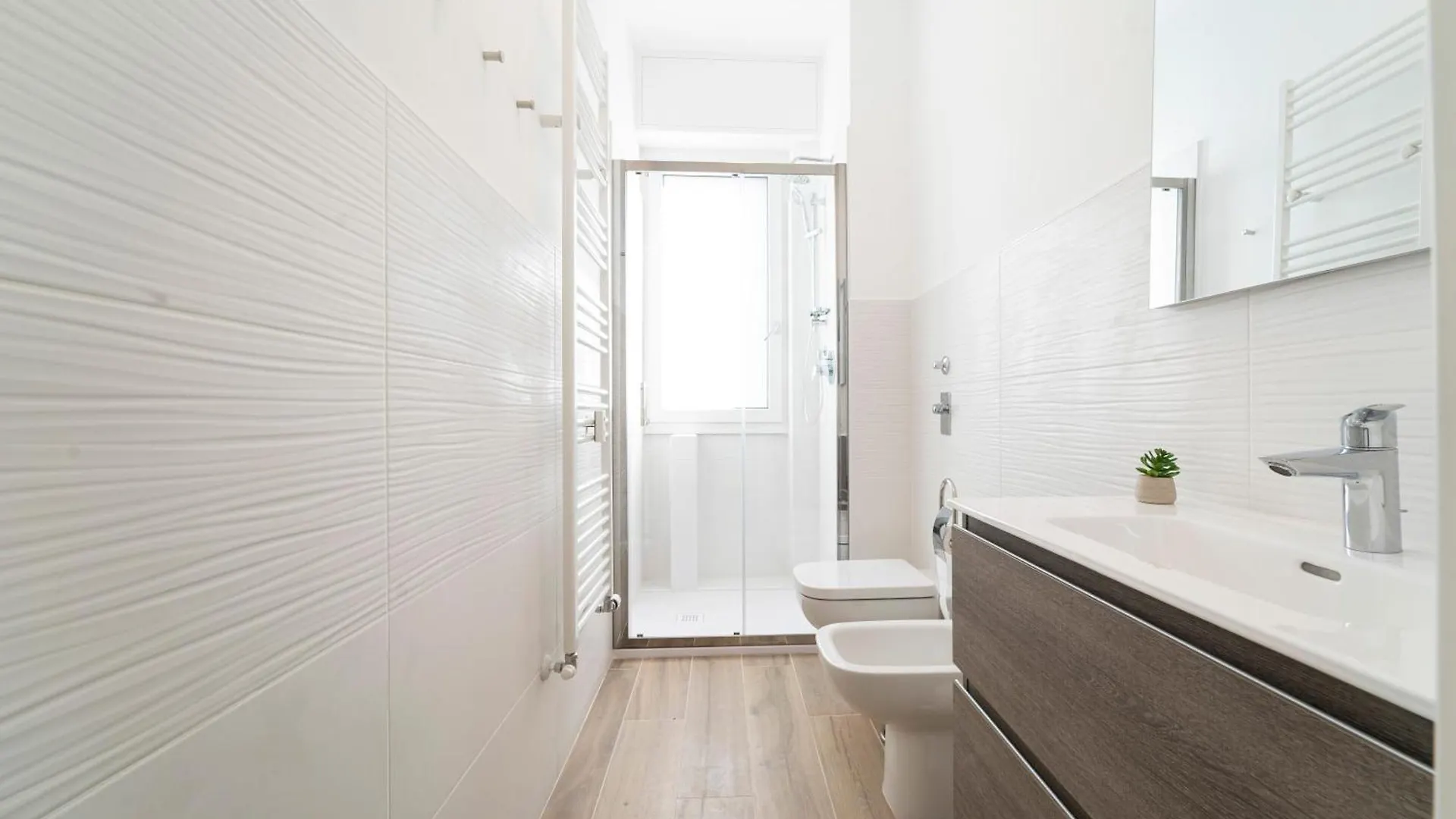 Modern Flat 10 Minutes Duomo Apartment Milan
